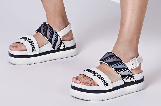 Melissa Shoes X La Gar onne Cosmic Sandal II SHOEOGRAPHY